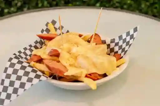 Salchipapa