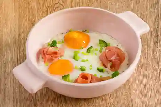 Huevos Serrano Brócoli y Cheddar