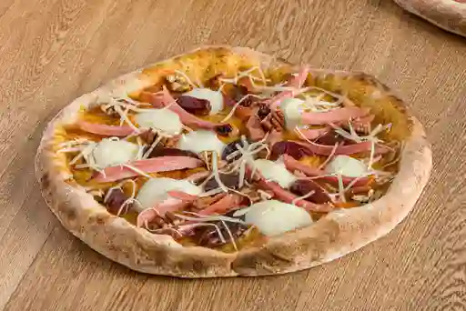 Pizza Pernil, Dátiles y Pecan