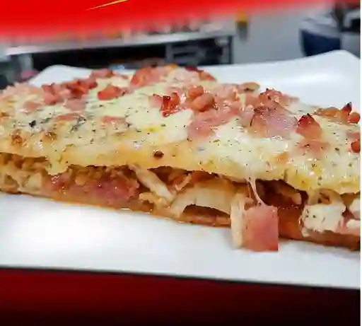 Pizza Super Estofada Tocineta