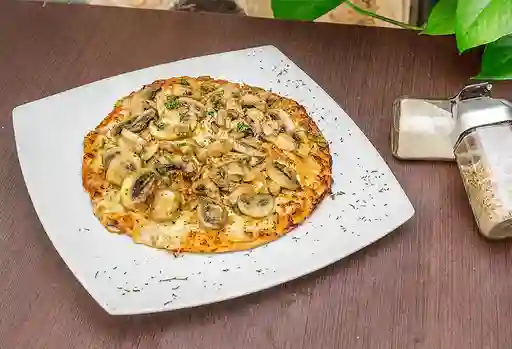 Pizza de Pollo y Champiñones