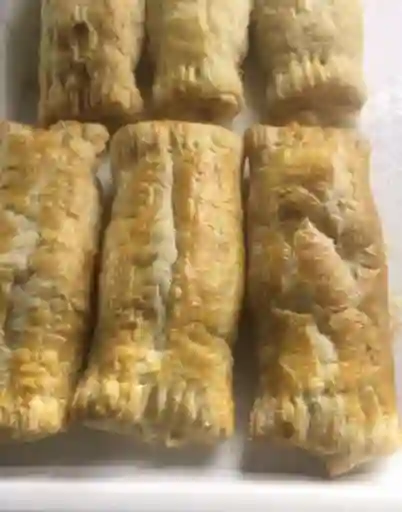 Rollos Medianos de Espinaca con Queso Parmesano