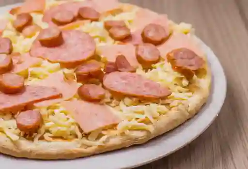 Pizza Carnes