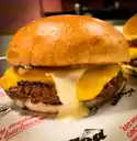 Del Patio Burger Doble Carne