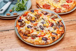 Pizza Artesanal con Vegetales