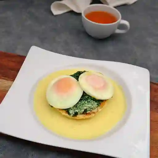 Huevos Benedictine con Espinaca