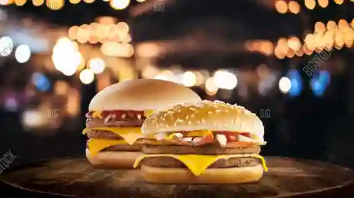 Triple Hamburguesa con Queso + McBacon