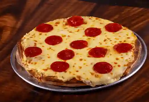 Pizza Estofada Carnes Pepperoni