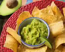 Guacamole con Nachos