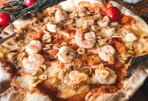 Pizza Camarones Al Ajillo