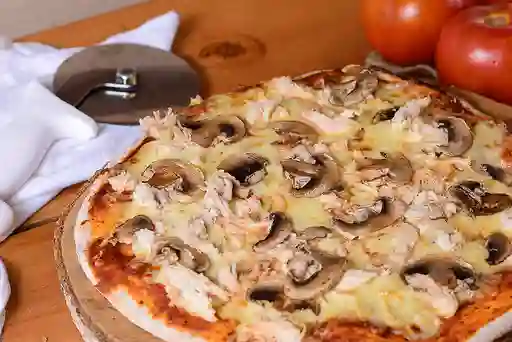 Pizza Pollo con Champiñones