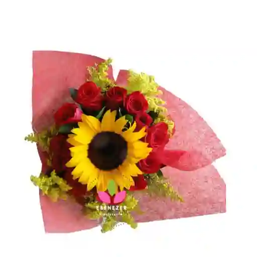 Bouquet De Rosas Girasol Y Follaje
