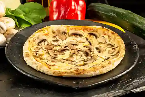 Pizza Pollo & Champiñón
