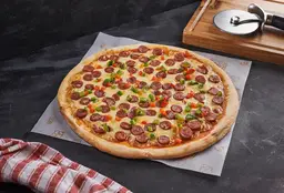 Pizza con Cábano y Pimentón