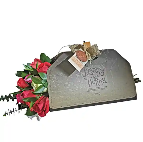 Caja Maletín Con 12 Rosas