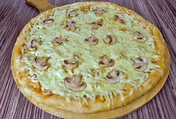 Pizza Pollo Champiñones Mediana
