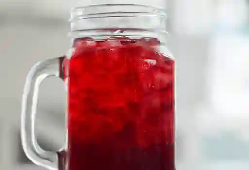 Agua Fresca de Frutos Rojos