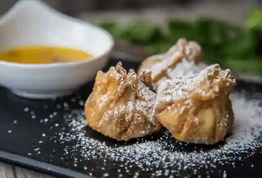 Won Ton Banano Chocolate