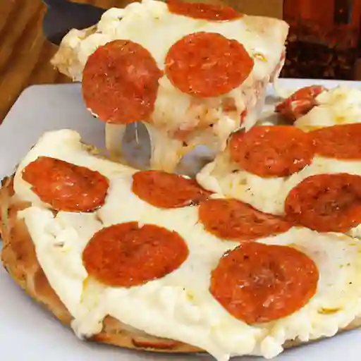 Pizza Estofada Extra Pepperoni