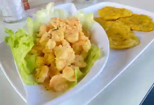 Camarones al Ajillo