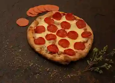 Pizza Pepperoni y Orégano