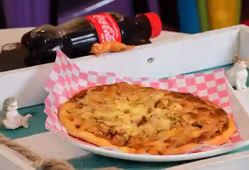 Pizza de Pollo con Champiñones