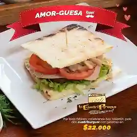2 Cuadri Burger con Gaseosa