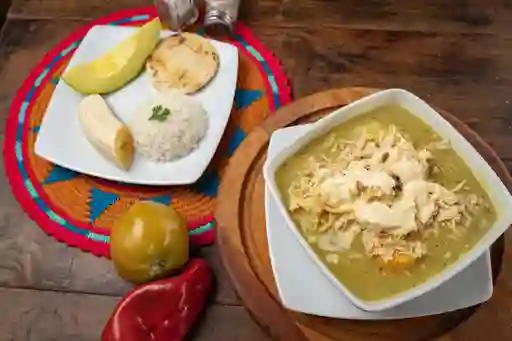 Ajiaco con Pollo Solo Sabados