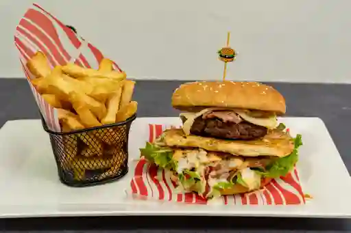 Burger Combinada con Papas a la Francesa