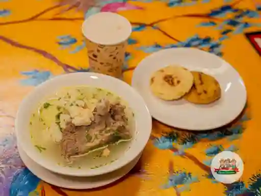 Caldo de Costilla