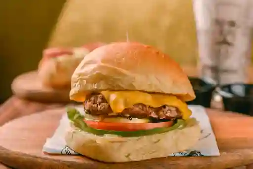 Cheese Burger Smash + Papas Gratis