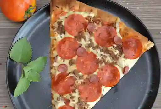 Pizza Especial 4 Carnes