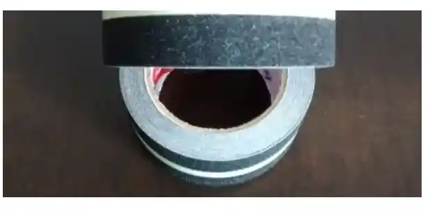 Cinta Antideslizante Negra+foto Luminiscente 48mmx5mts