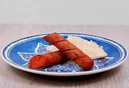 Chorizo con Arepa