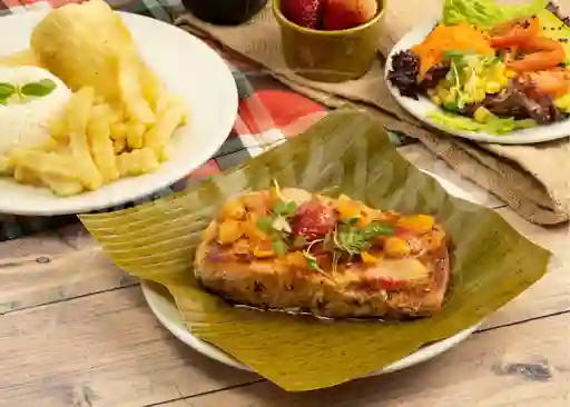 Salmon a la Plancha en Salsa Tropical