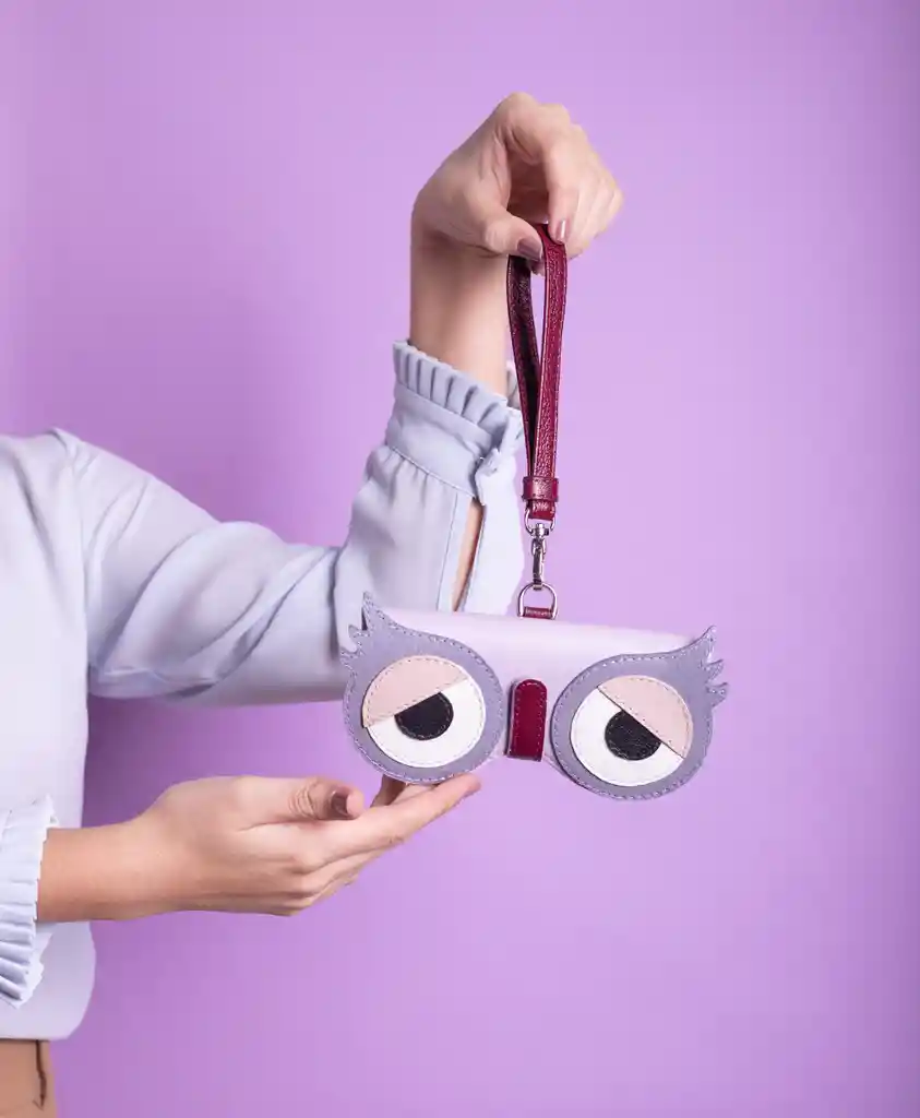 PORTAGAFAS BÚHO PEREZOSO LILA