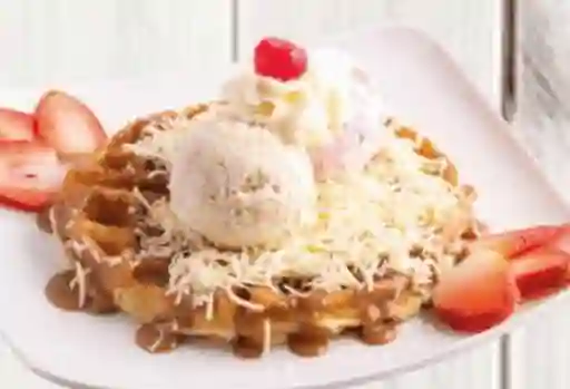 Waffle Arequipe y Queso