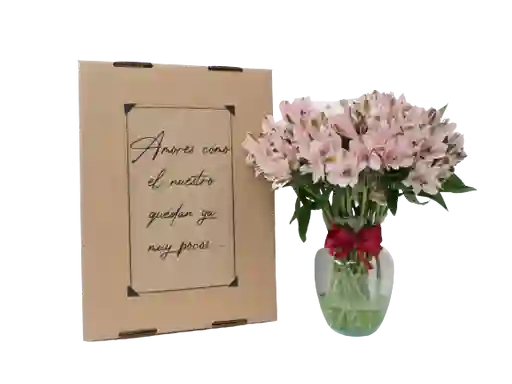 Bouquet De Flores En Caja De Regalo Más Jarrón