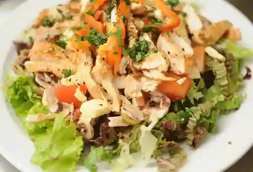 Ensalada Cassarola con Pollo