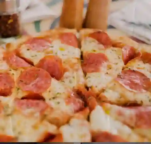 Pizza Pepperoni 2X1