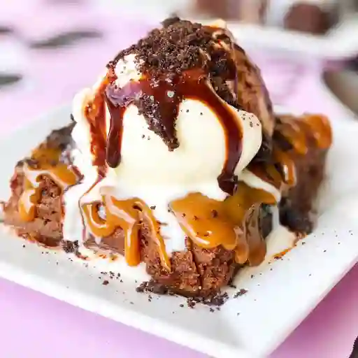 Brownie con Helado