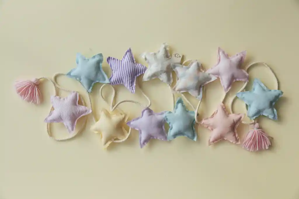 Guirnalda tira de estrellas baby girl decoracion para niña-ukel