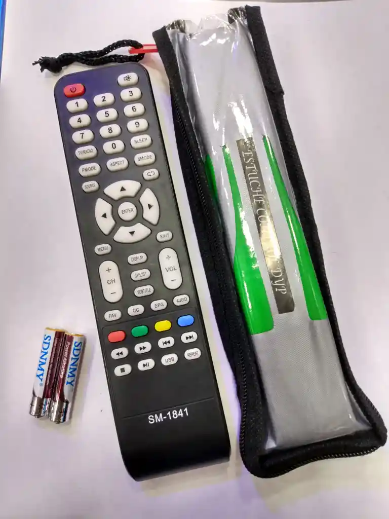 Hyundai Control Remoto Para Y Sankey Lcd + Forro Y Pilas