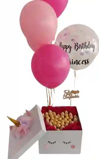 Hermoso regalo de rosas en caja de unicornio para cumpleaños