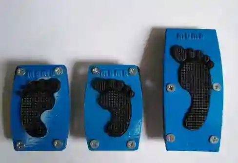 Pedales Antideslizantes Metálico Lujo Tuning Carro X3