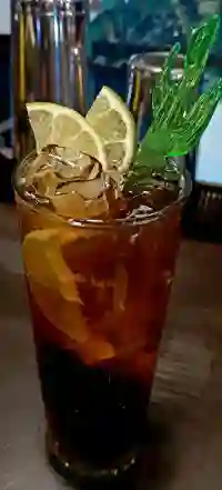 Cóctel Cuba Libre