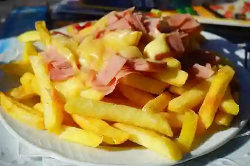 Salchipapa Especial