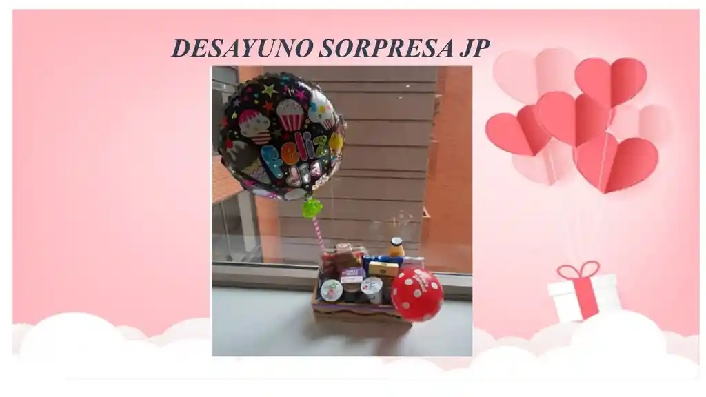 Desayuno sorpresa. feliz dia.