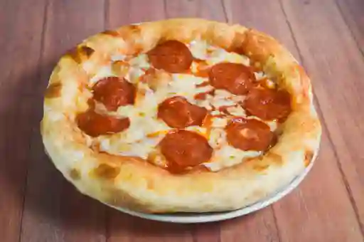Pizza Personal Sencilla de Pepperoni