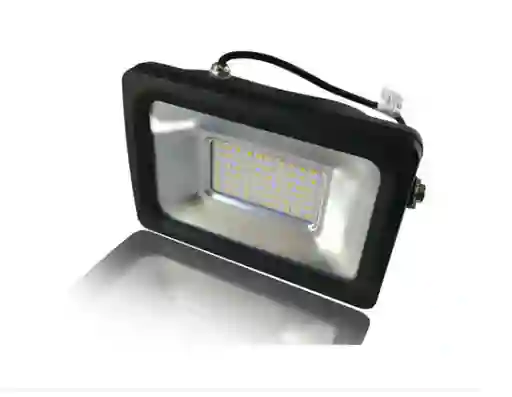 Reflector Led 50w Intemperie Lampara Exterior Luz Calida